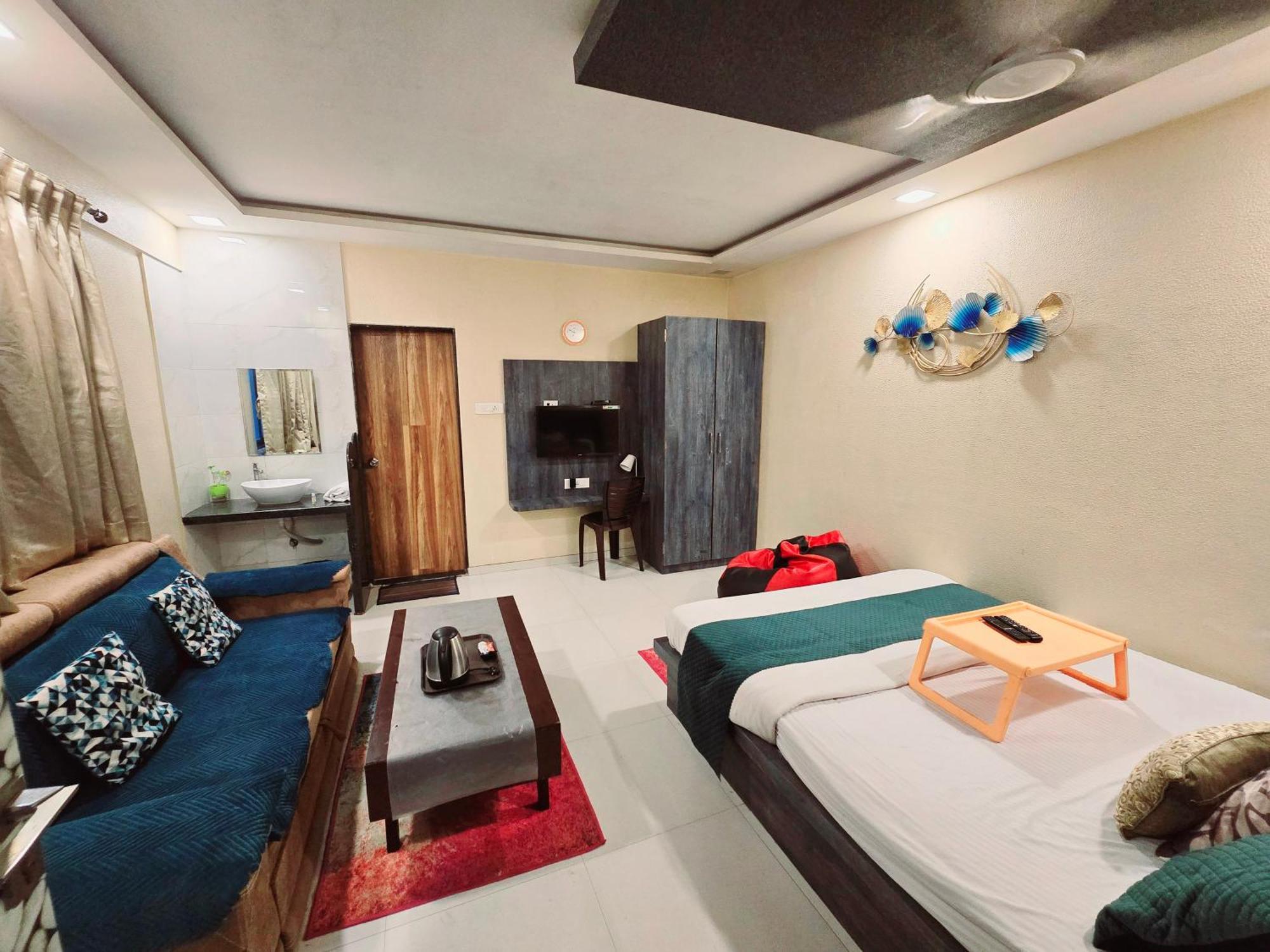 Hotel Mari Aai Residency Navi Mumbai Quarto foto